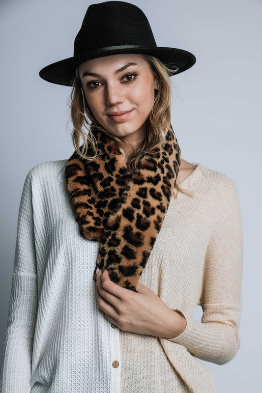 Leopard Print Faux Fur Scarf