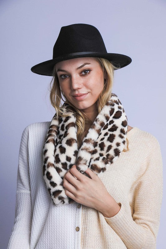 Leopard Print Faux Fur Scarf