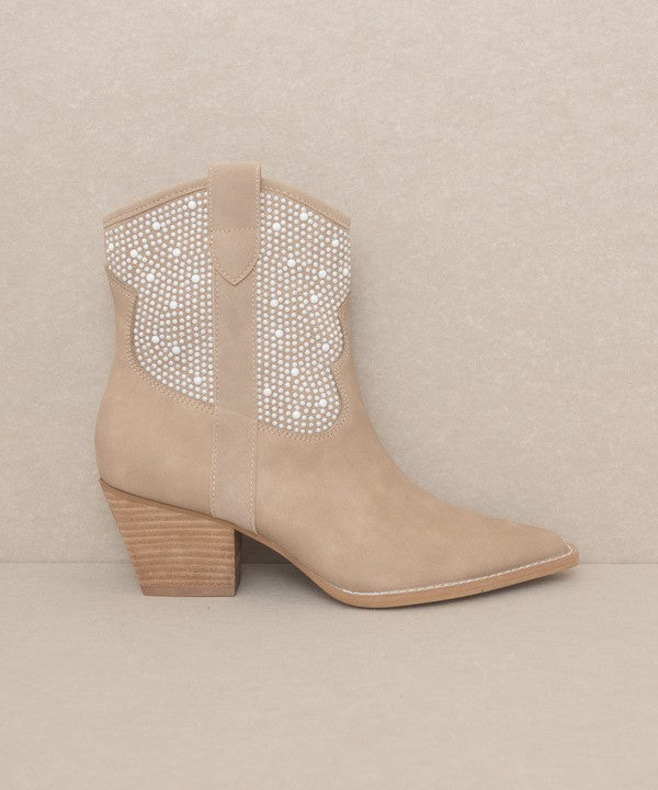 Pearl Elegance Studded Western Cowboy Boots